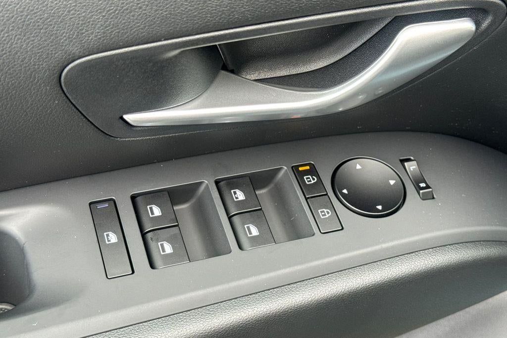 2026 Hyundai SANTA CRUZ SE FWD