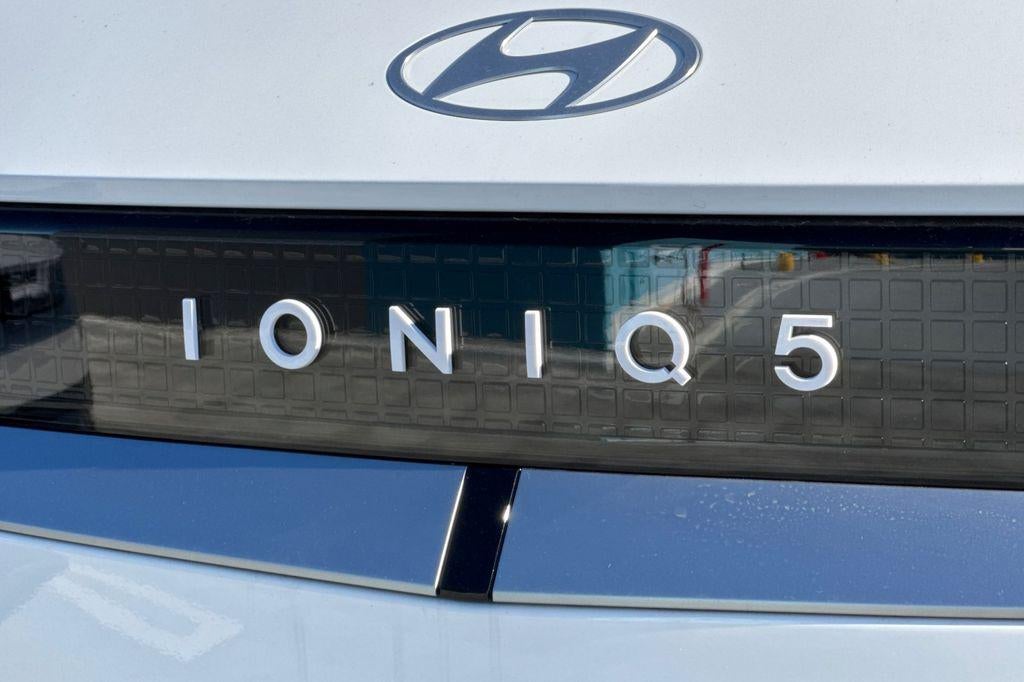 2026 Hyundai IONIQ 5 SE