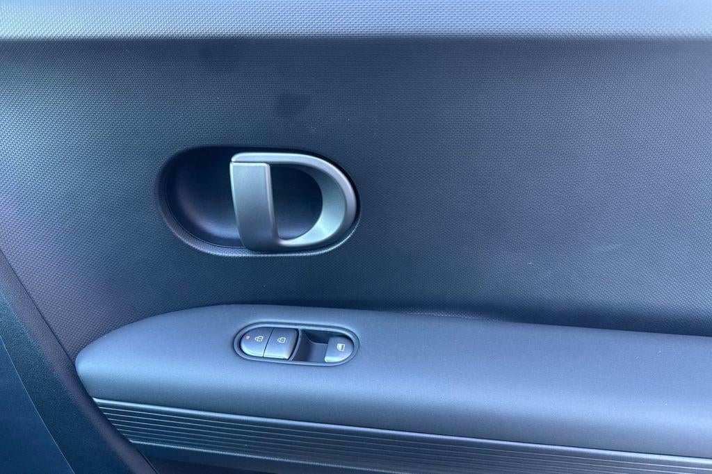 2026 Hyundai IONIQ 5 SE