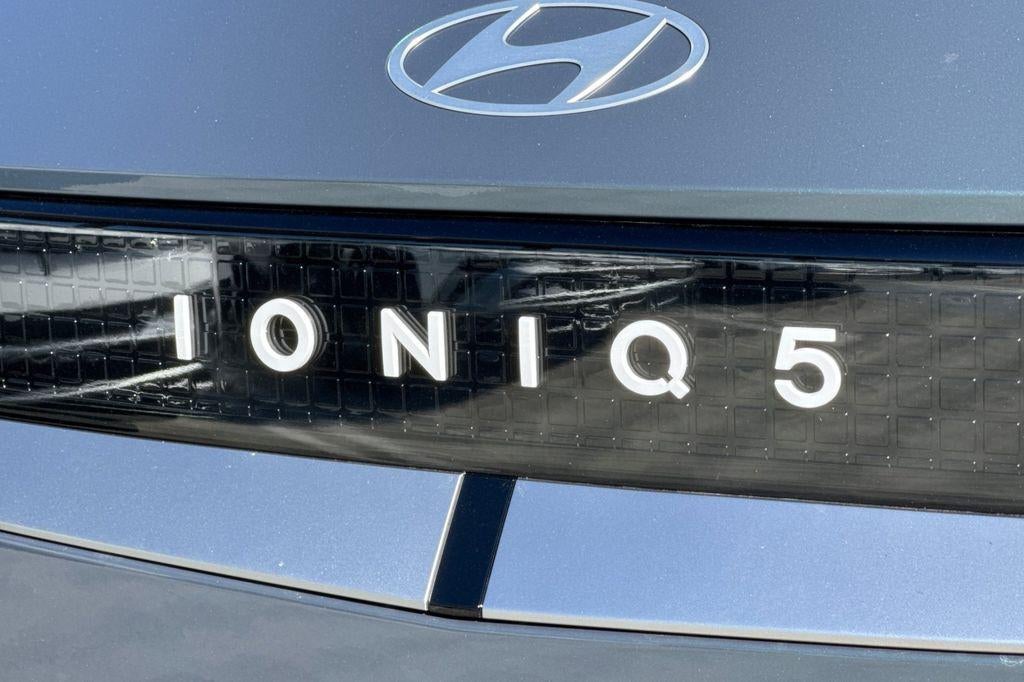 2026 Hyundai IONIQ 5 SE