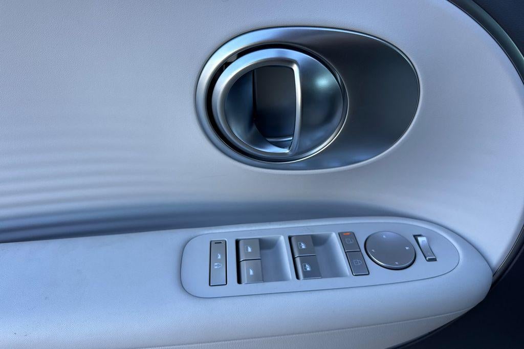 2026 Hyundai IONIQ 9 S