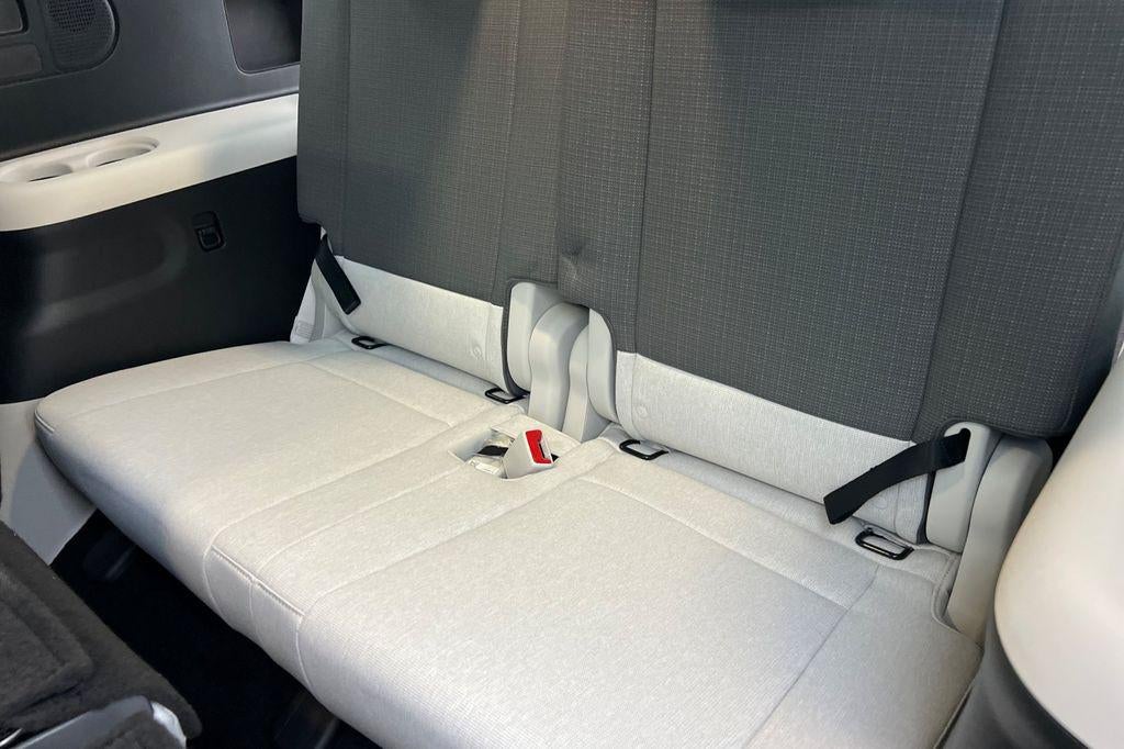 2026 Hyundai IONIQ 9 SE