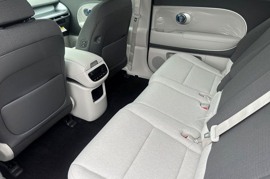 2026 Hyundai IONIQ 9 SE