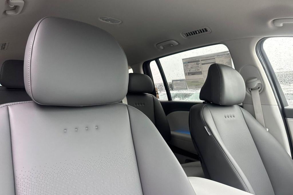 2026 Hyundai IONIQ 9 SEL