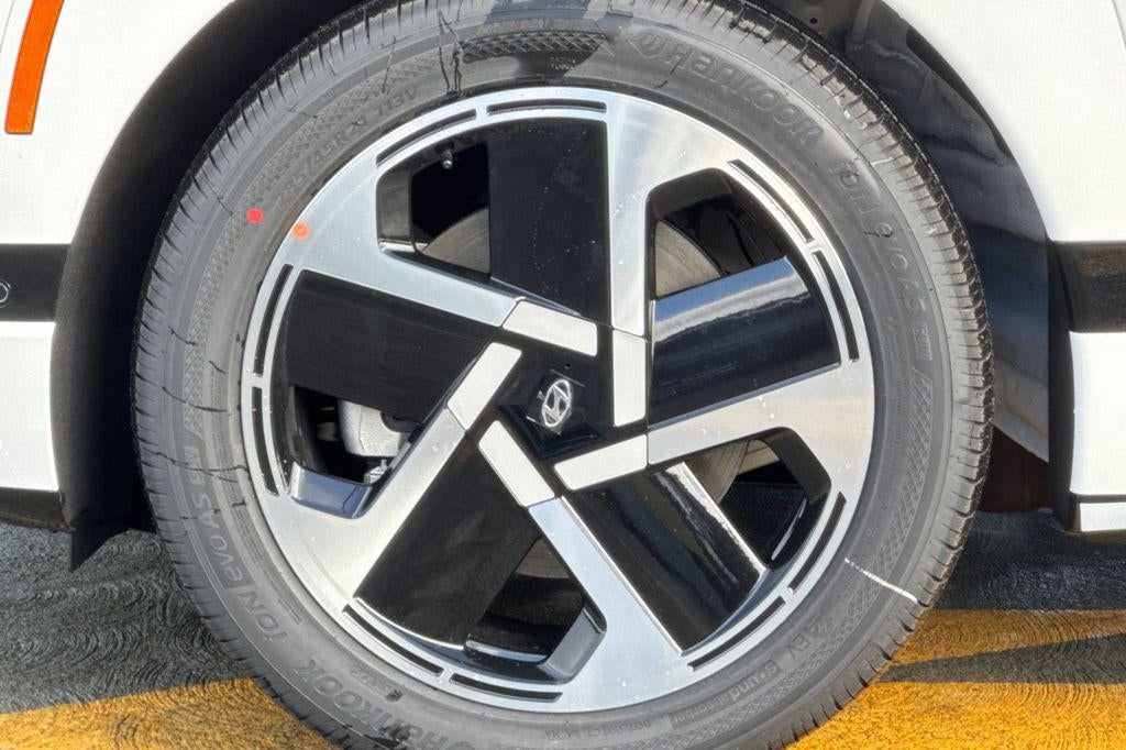 2026 Hyundai IONIQ 9 Performance Calligraphy