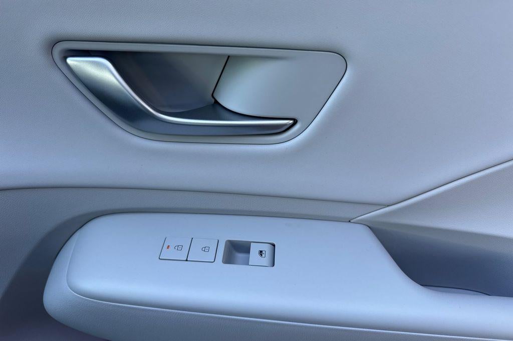 2026 Hyundai KONA SEL Premium FWD