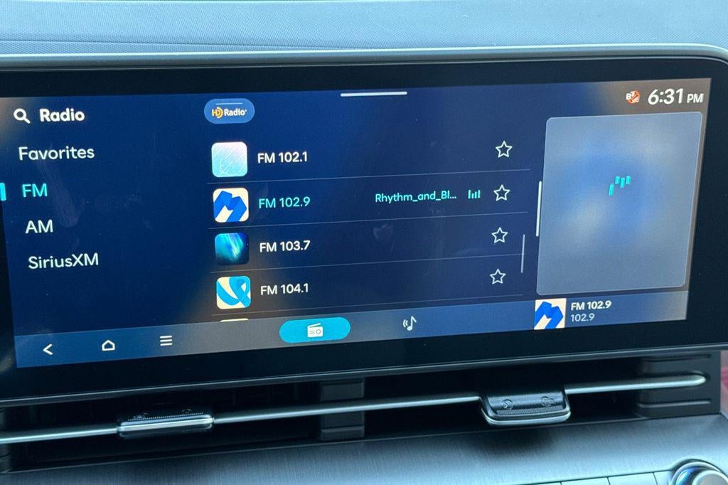 2026 Hyundai KONA SEL Premium FWD