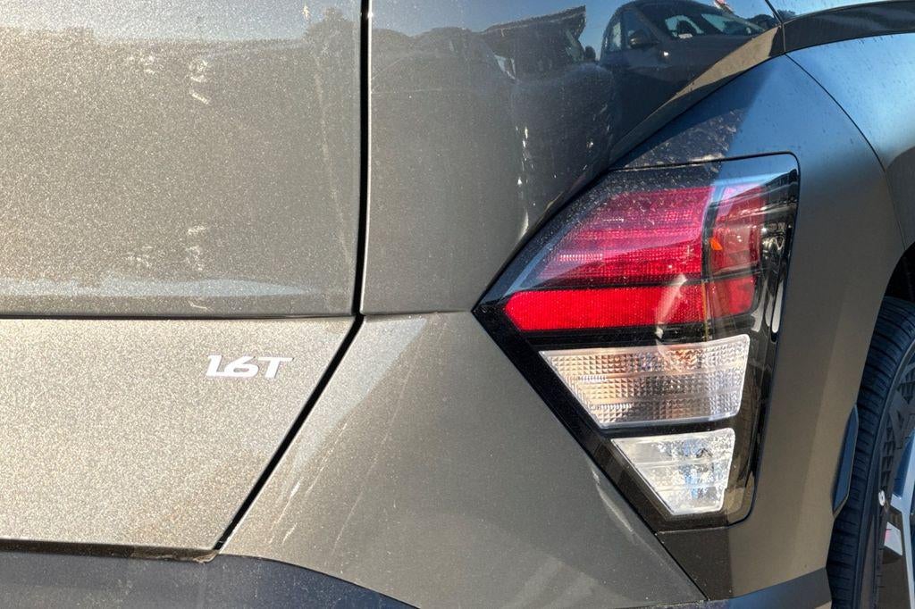 2026 Hyundai KONA SEL Premium FWD