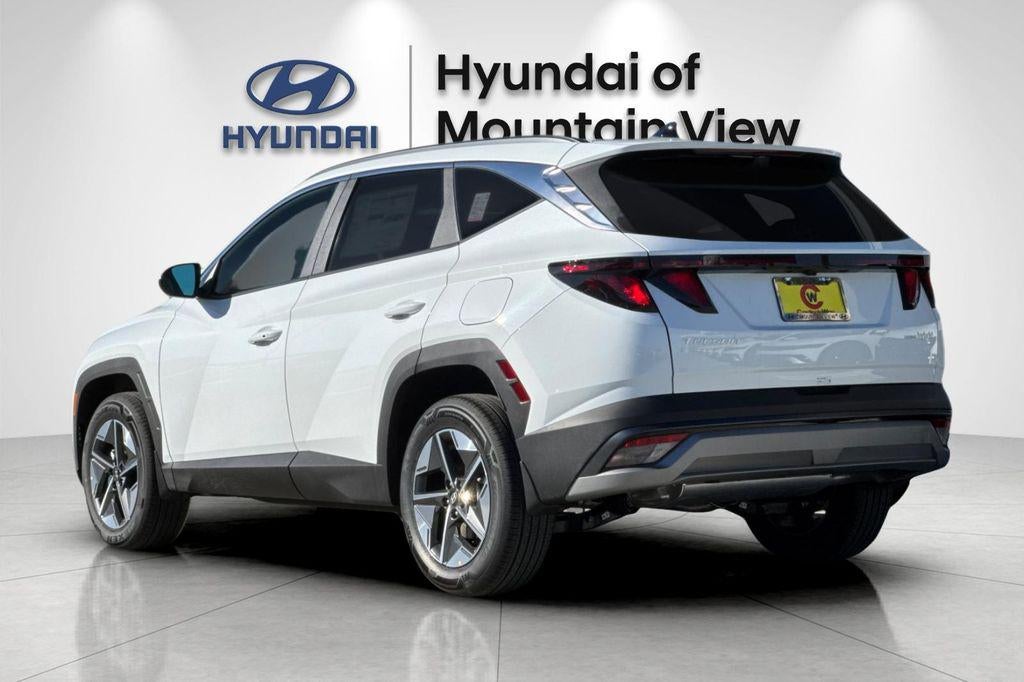 2026 Hyundai TUCSON HYBRID SEL AWD