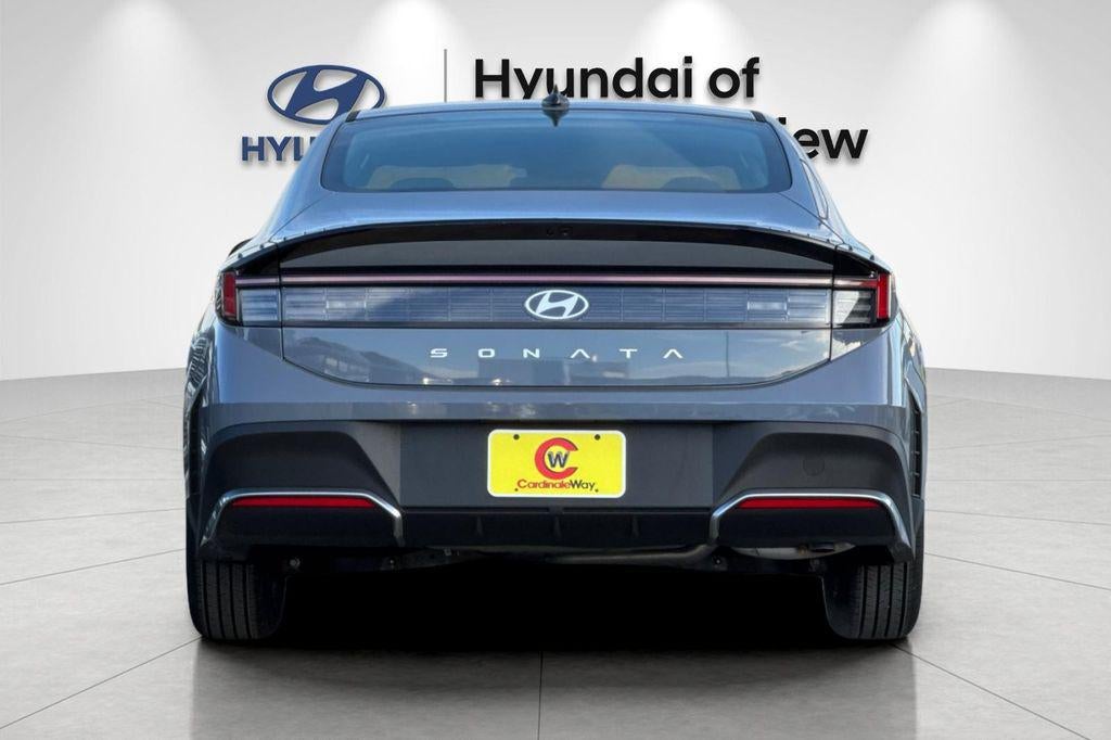 2026 Hyundai SONATA SE