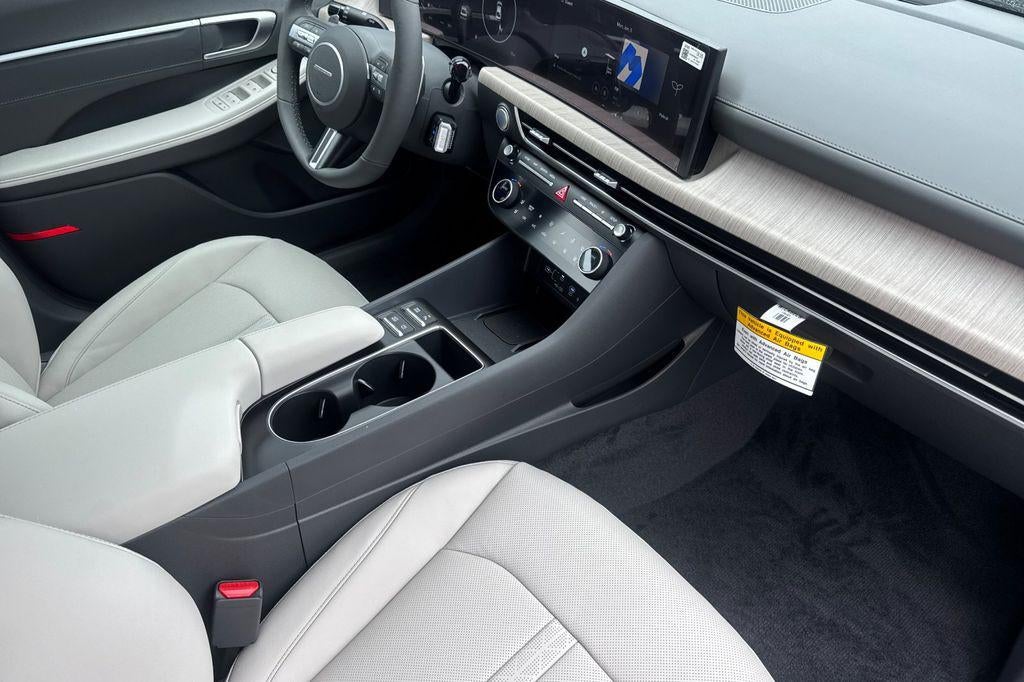 2026 Hyundai SONATA HYBRID Limited