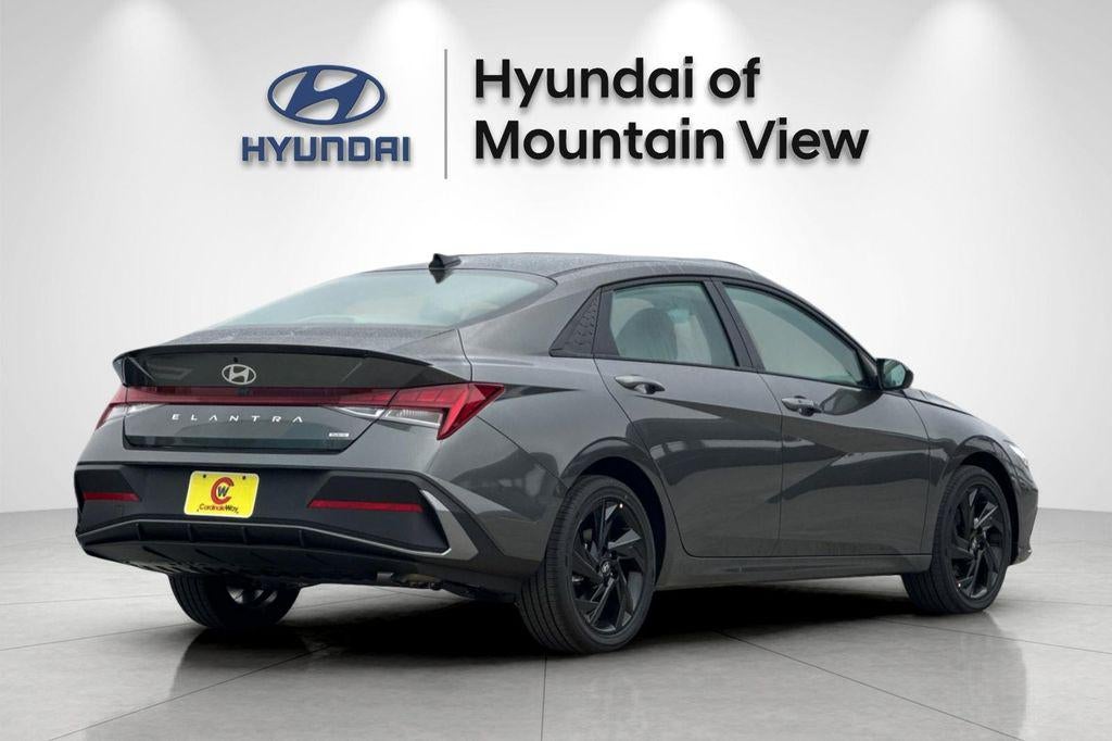 2026 Hyundai ELANTRA HYBRID SEL Sport