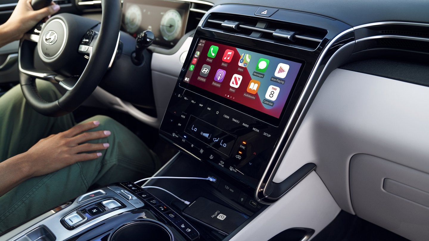 2022 Tucson Interior | Hyundai of Mountain View in Mountain View CA